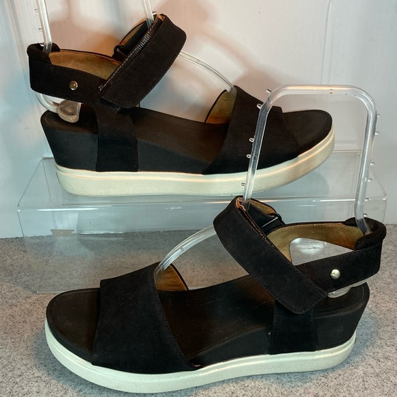 Black Dr Scholls super comfy wedge sandals with hook and loop closure size 9.5 - Picture 1 of 6